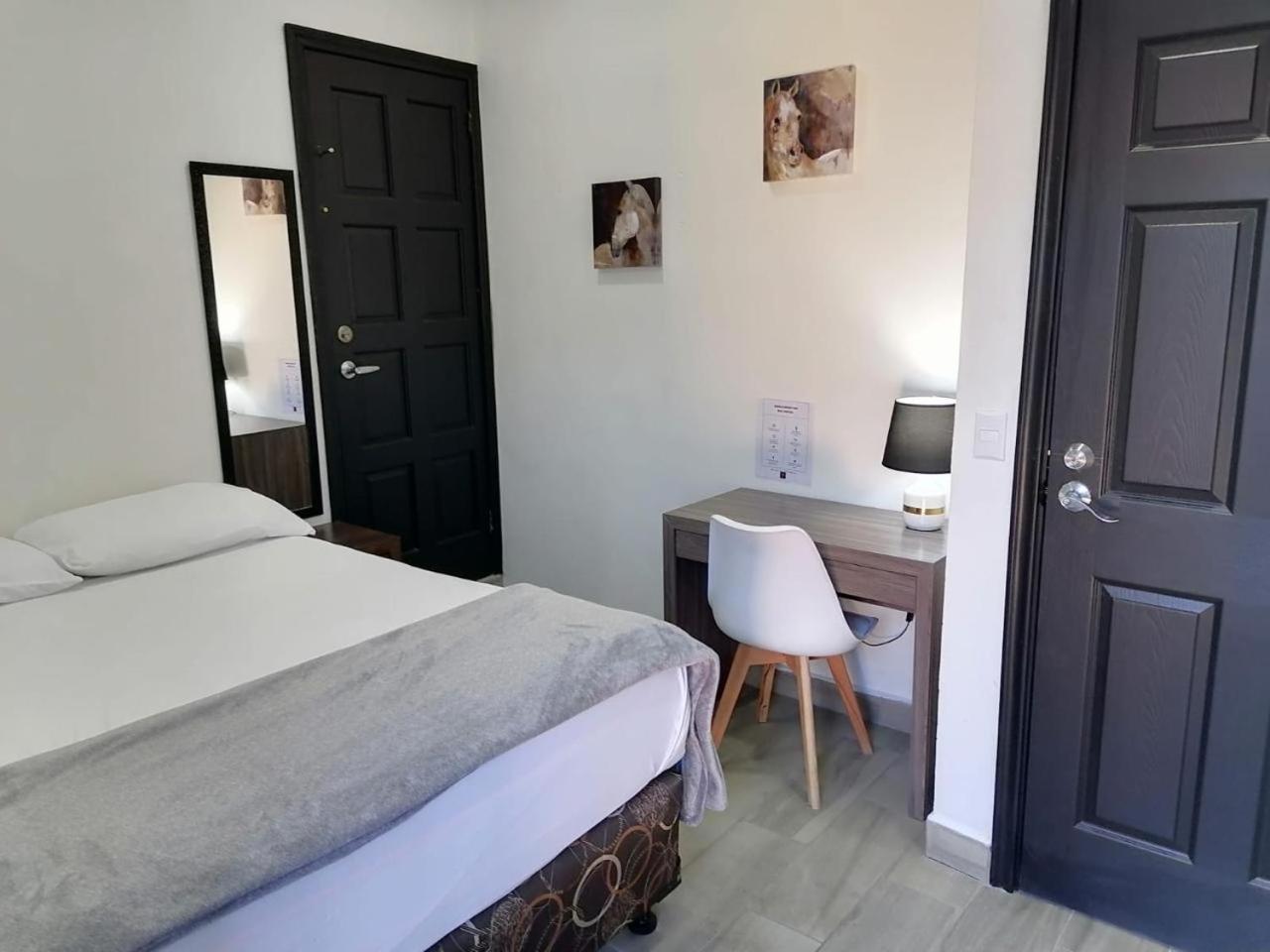 Micro Hotel Express San Pedro Sula Esterno foto