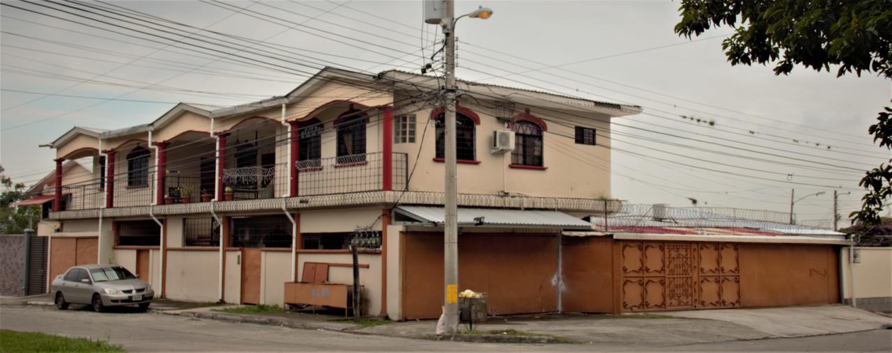 Micro Hotel Express San Pedro Sula Esterno foto